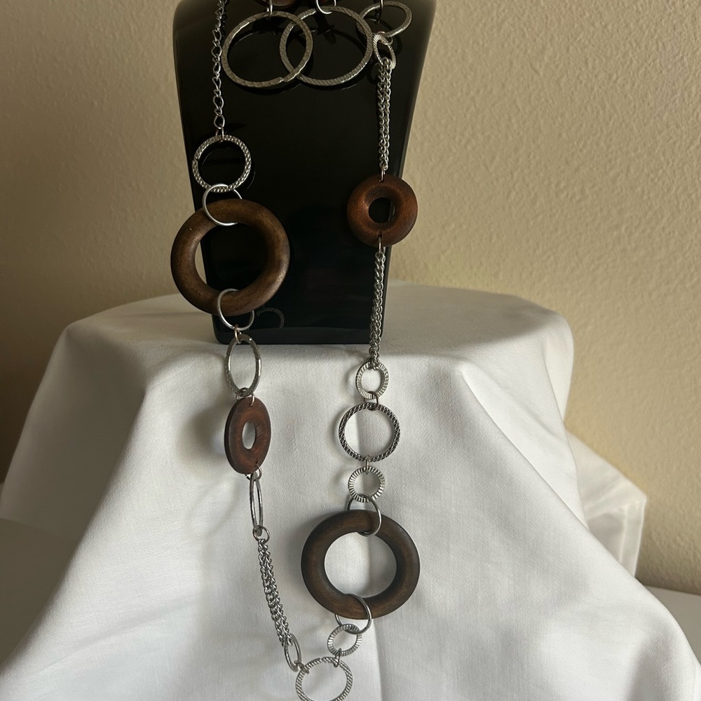 Wood and Silver Tone Circle Necklace